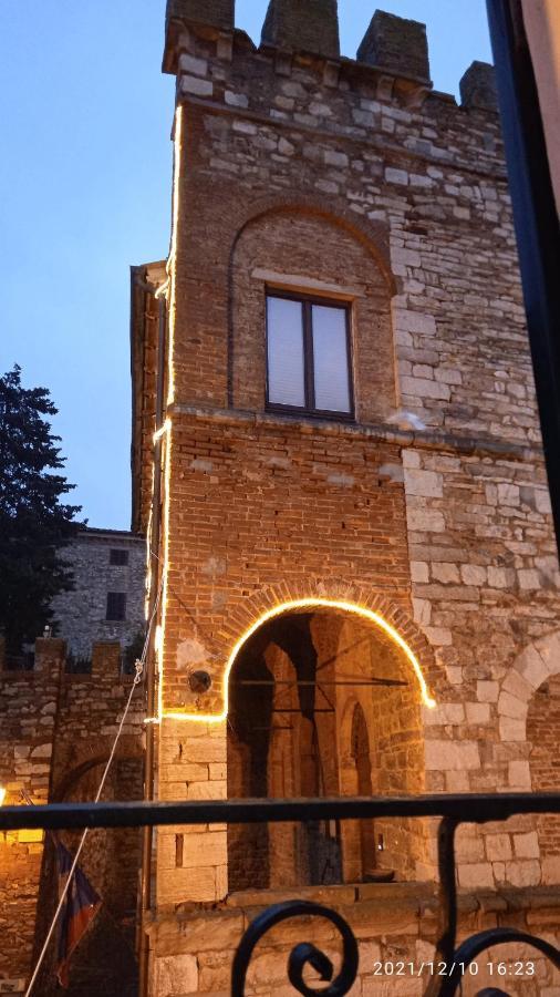 La Casa Di Lisa Apartment Suvereto Exterior photo